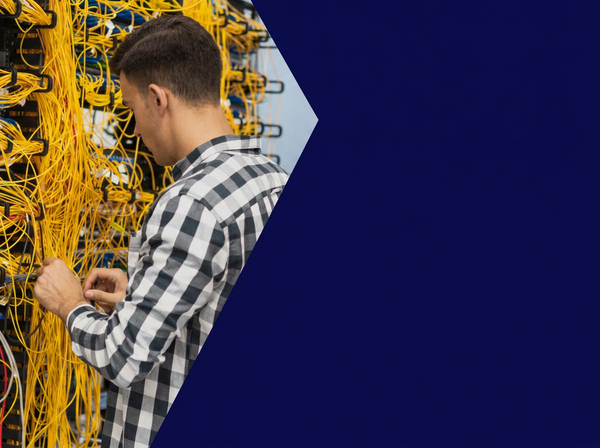How OTDR Enhances the Reliability of Fiber Optic Networks
